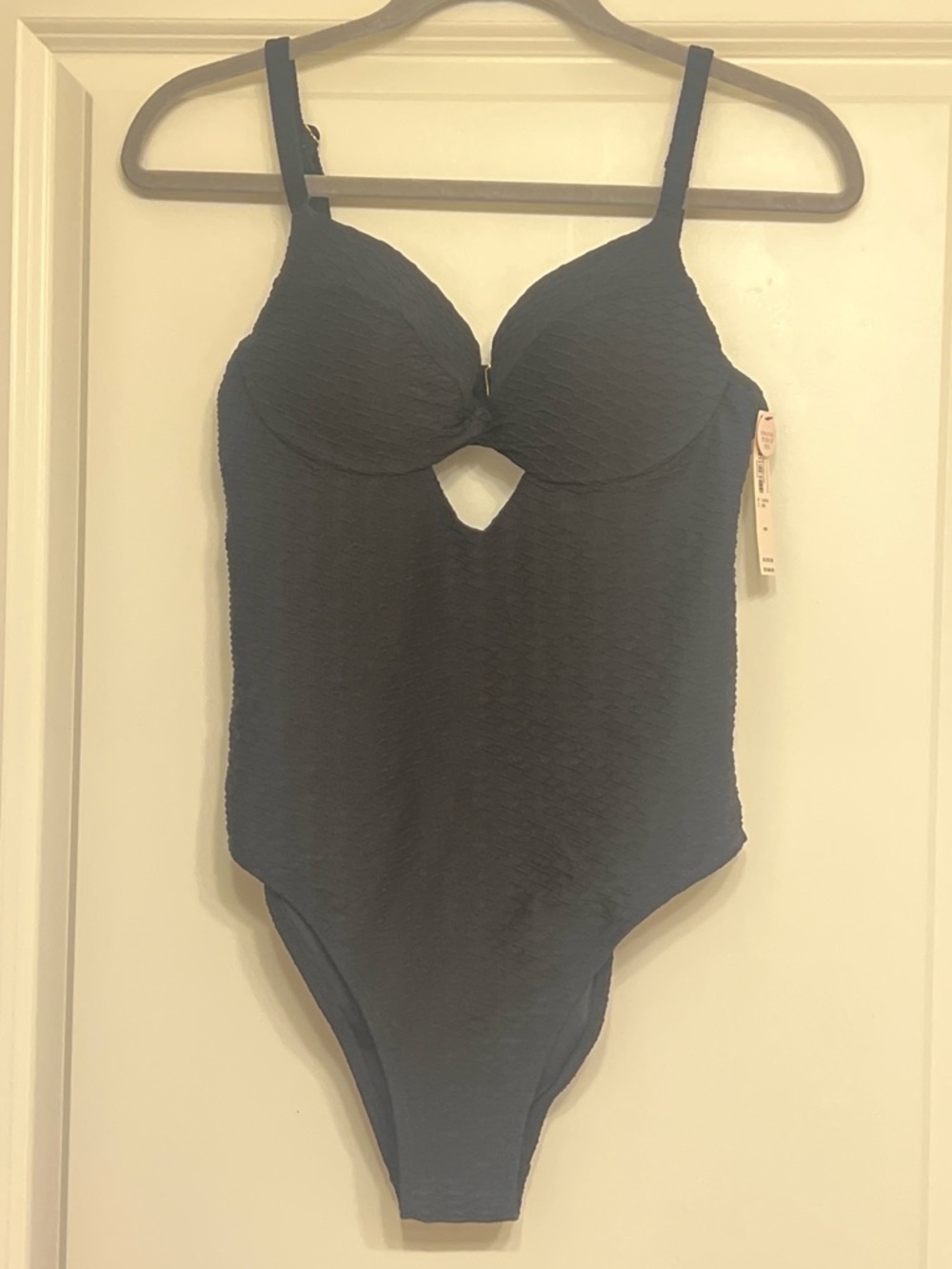 Victoria's Secret Black Textured One-Piece Swimsuit with Removable Push-Up Pad M